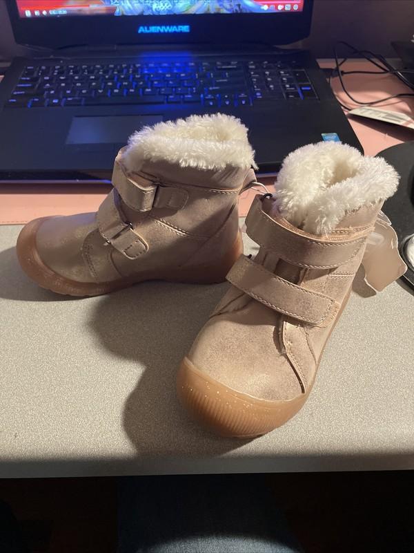 Cat & Jack Toddler Eli Boots Sz 8 Pink Slip-On Winter Boots NWT