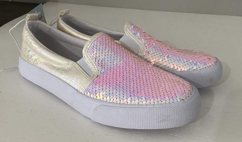 Cat & Jack White Aliki Slip On Shoes Size 5 New 