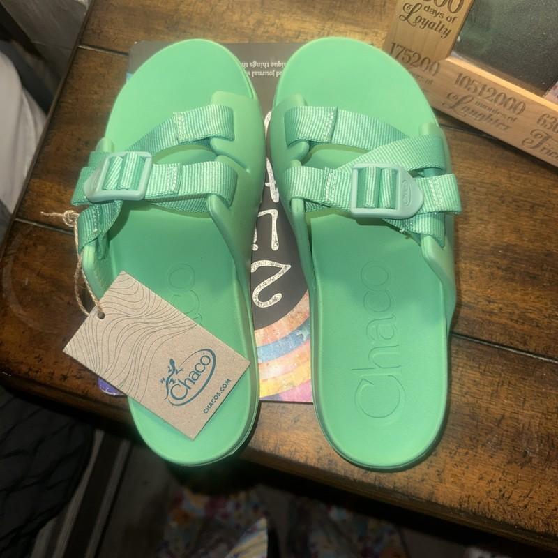 chaco Girls kids size 4