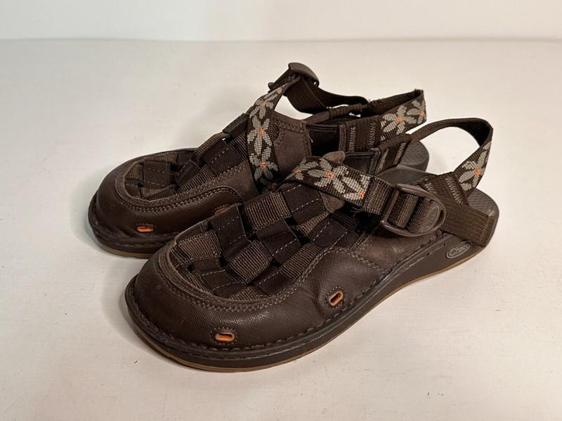 Chaco Paradox Chocolate Brown Floral Print Sandals Youth Girl Size 6