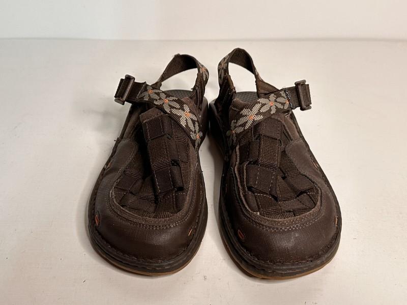 Chaco Paradox Chocolate Brown Floral Print Sandals Youth Girl Size 6