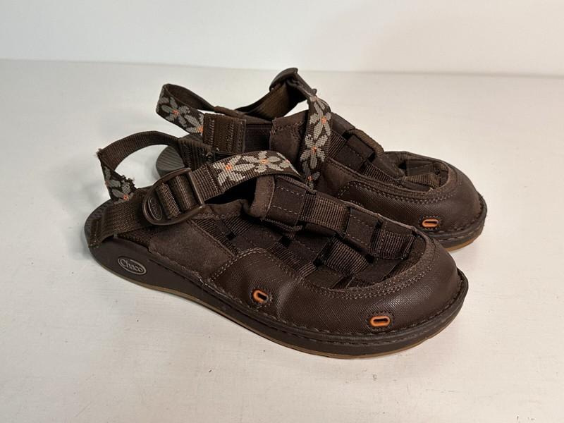 Chaco Paradox Chocolate Brown Floral Print Sandals Youth Girl Size 6