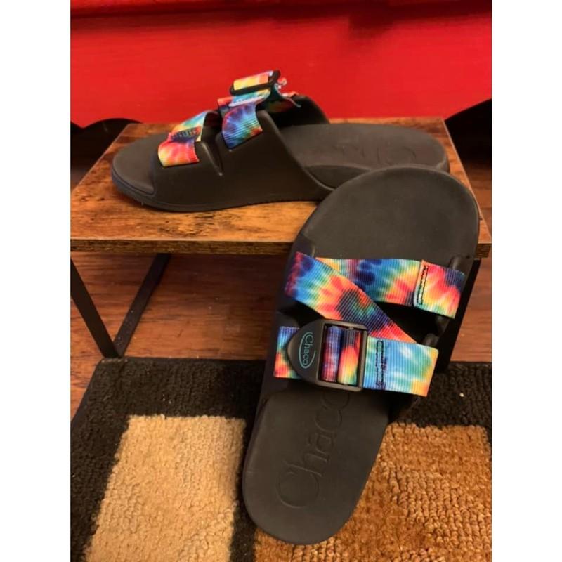 Chaco's Size 6 Big Kids Chillos Slide Dark Tie Dye 4 Worn 1 Time Sandal Rainbow
