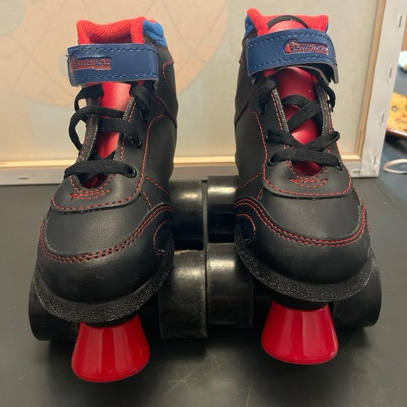 Chicago Skates Kids Boys Sidewalk Quad Rollerskates Black With Red Wheels Size 1
