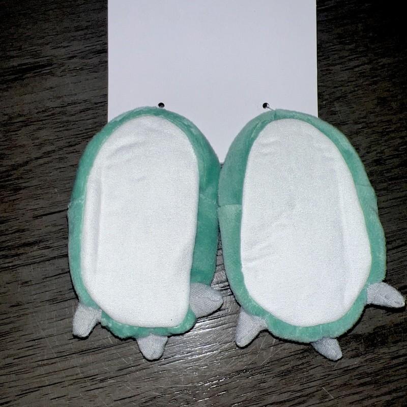 Child Of Mine Carter’s Newborn Slippers Green Dinosaur Baby Infant Soft