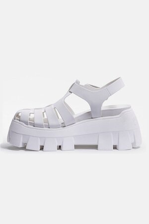 Circus By Sam Edelman Alyson Bright White Multi Strap Buckle Ankle Sandals