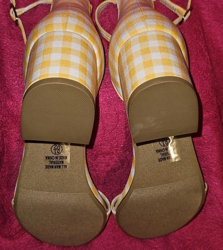 Cityclassified Chunky Heel Yellow Gingham Ankle Strap Sandals Size 8.5 New