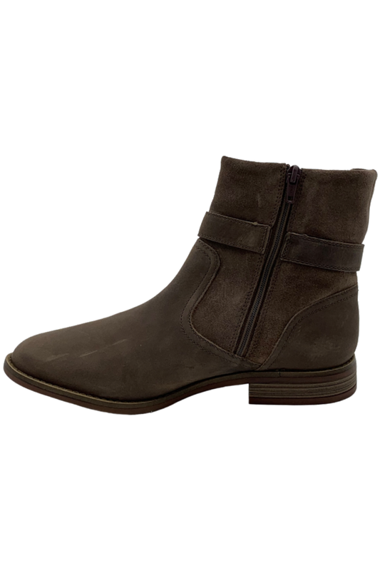 Clarks Collection Leather Mid Boots Camzin Strap Dark Taupe