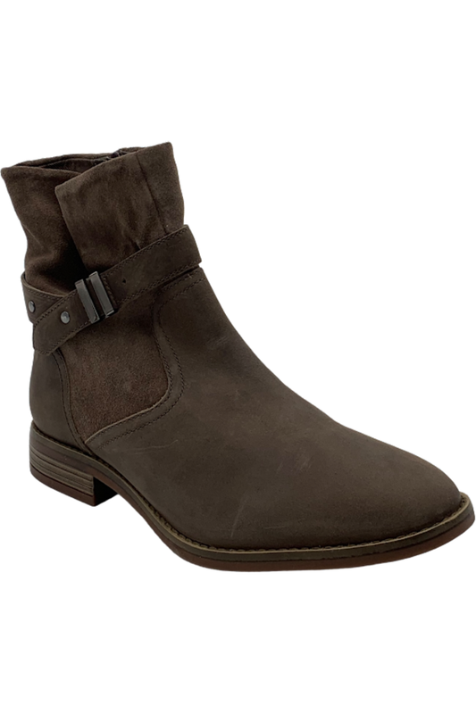 Clarks Collection Leather Mid Boots Camzin Strap Dark Taupe