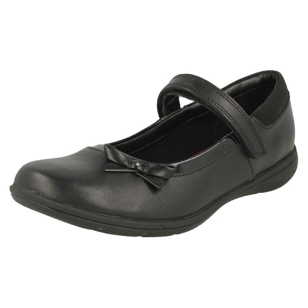Clarks Girls Hook & Bow Cycle School Shoes Enterprise Star