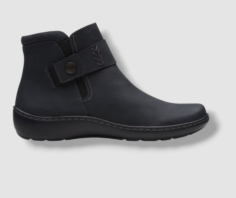 Clarks Women's Black Cora Rae Button Strap Ankle Booties Shoes Size 6