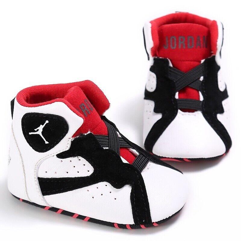 Classic Baby Boy Girl Crib Shoes Infant Sneakers Casual Shoes Newborn Baby Shoes