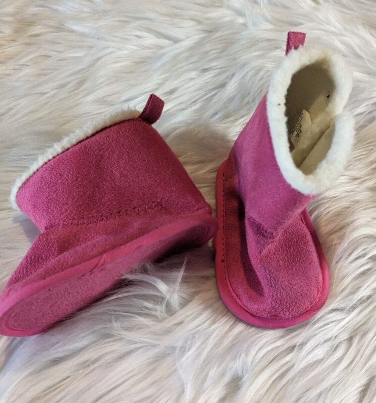Classic Pink Crib Boots Booties With Faux Fur Trim Baby Girls Size 3-6M
