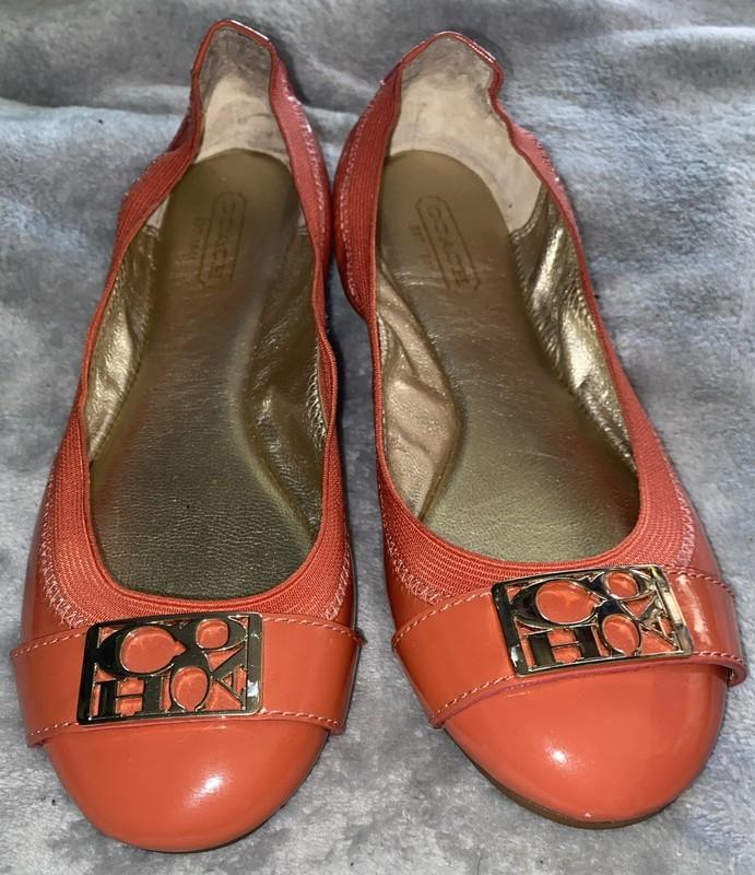 Coach Dora Coral Patent Leather w/gold Decor Slip On Ballet Flats Size 6B