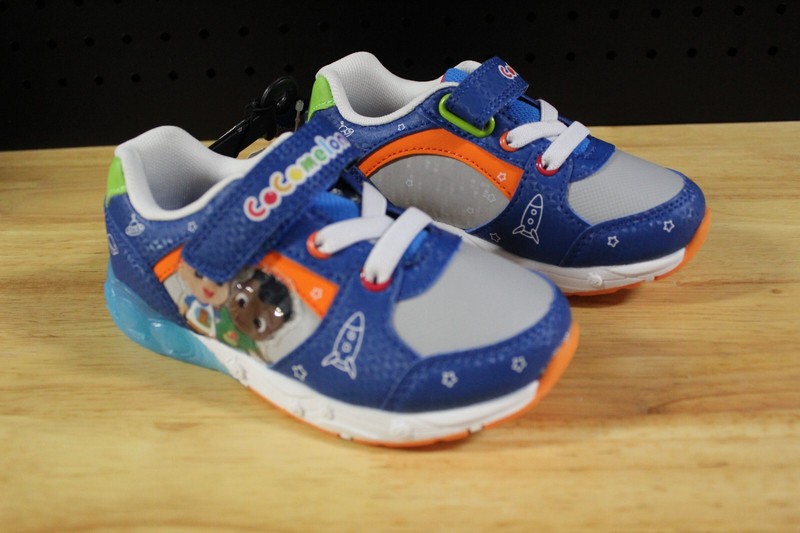 Cocomelon Toddler Boys Light Up Athletic Sneaker-Blue-Size 10 -NWT