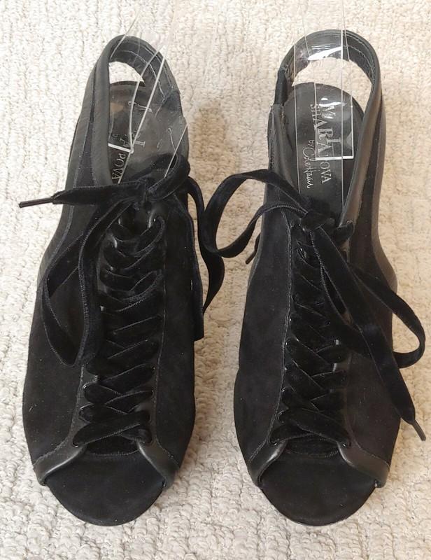 Cole Haan Maria Sharapove 9M Black Suede Leather Lace Up Heels Shoes Velvet