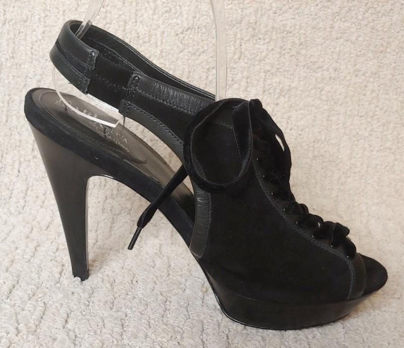 Cole Haan Maria Sharapove 9M Black Suede Leather Lace Up Heels Shoes Velvet