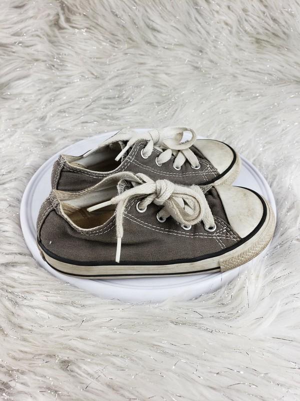 CONVERSE ALL STAR Infant Size 9 Lace Up Sneakers