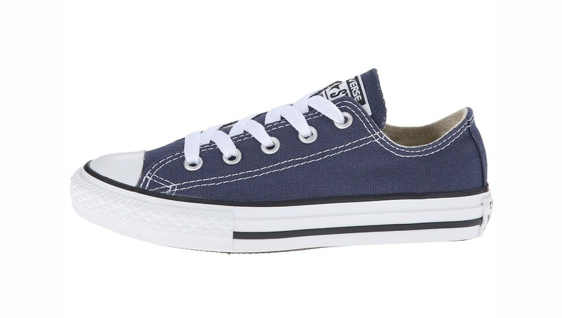 CONVERSE All Star Low Navy Blue Shoes Chucks Little Boys Girls Size 2.5 3J237