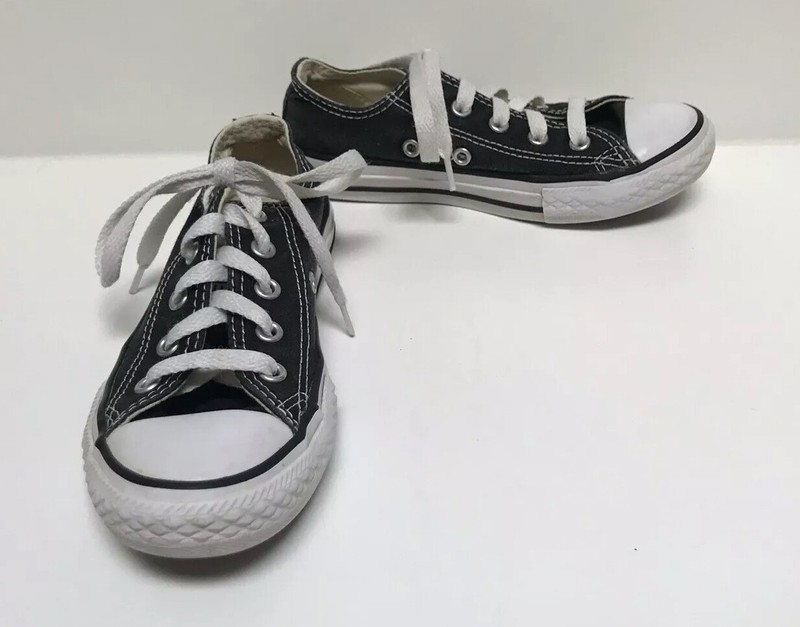 Converse Girl’s Canvas Lace Up Tennis Shoes Size 13