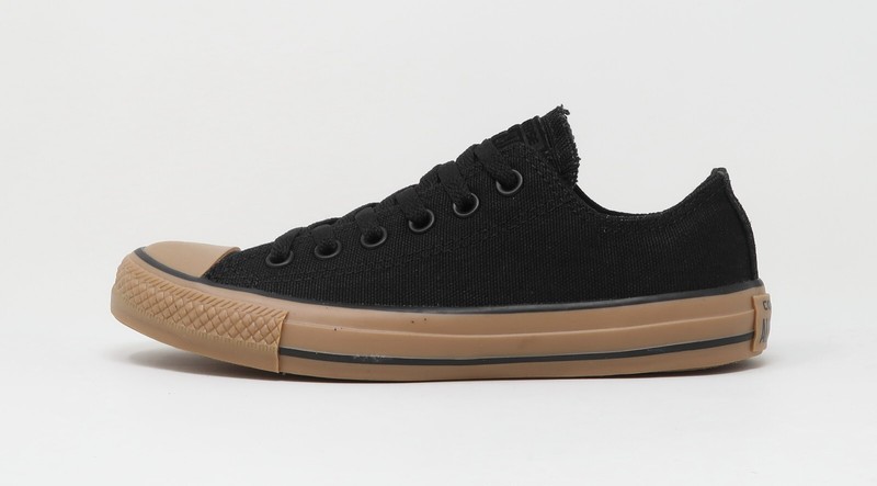 CONVERSE Girls Boys Youths Shoes Chuck Taylor Black Gum Bottom All Star Low top