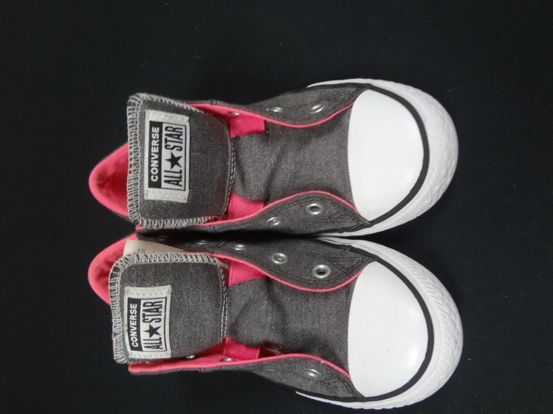CONVERSE GRAY PINK & WHITE GIRLS YOUTH SNEAKERS SHOES SIZE 3