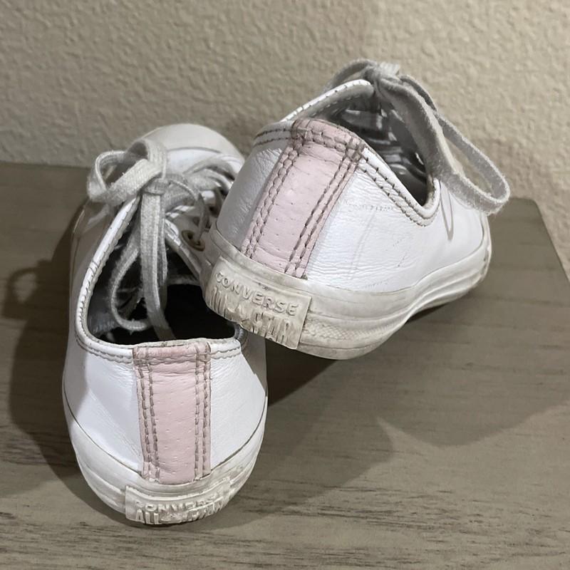 Converse Kids’ Chuck Taylor All Star White Leather Low Top Shoes Girls Size 1