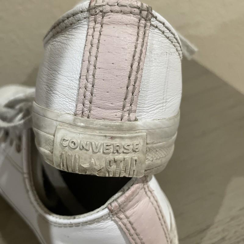 Converse Kids’ Chuck Taylor All Star White Leather Low Top Shoes Girls Size 1