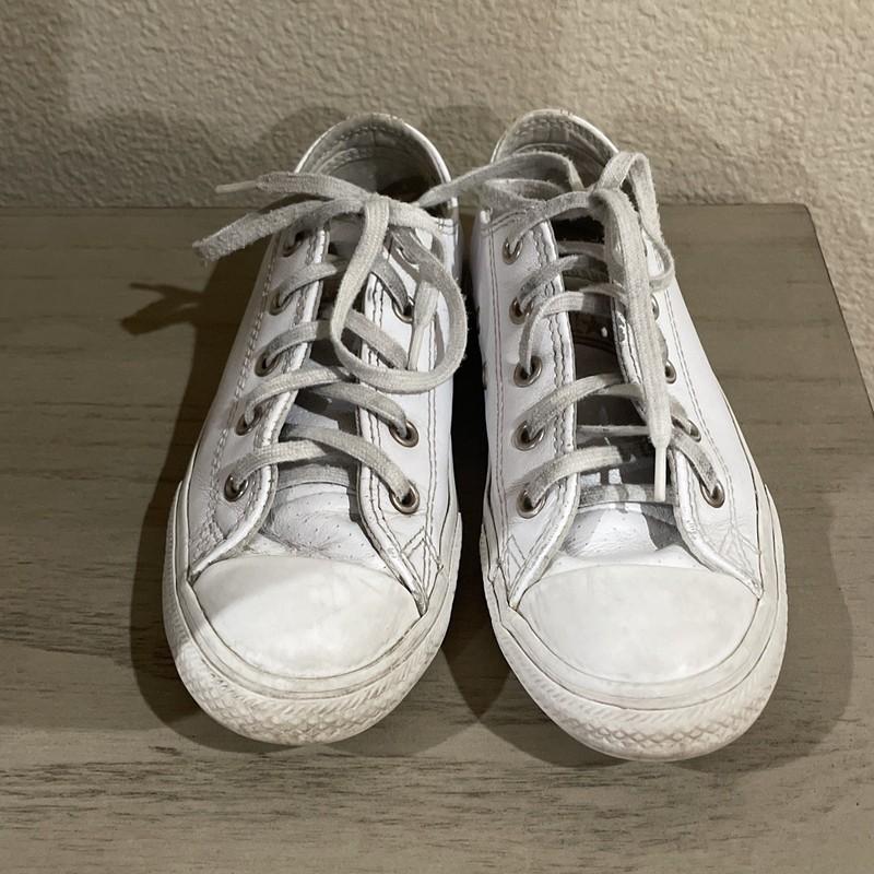 Converse Kids’ Chuck Taylor All Star White leather Low Top Shoes Girls Size 1
