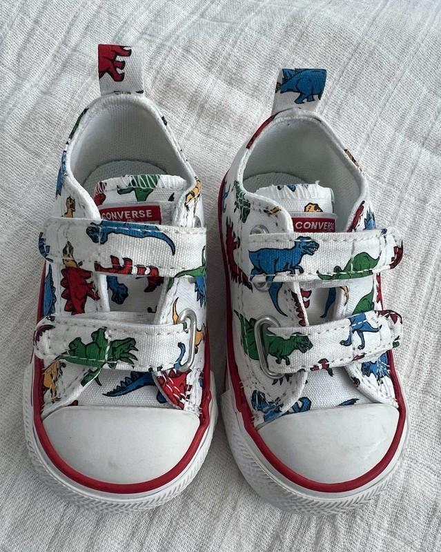 Converse Toddler Boy Girl Sz4 Dinosaur Sneakers Adjustable Strap Hook And Loop