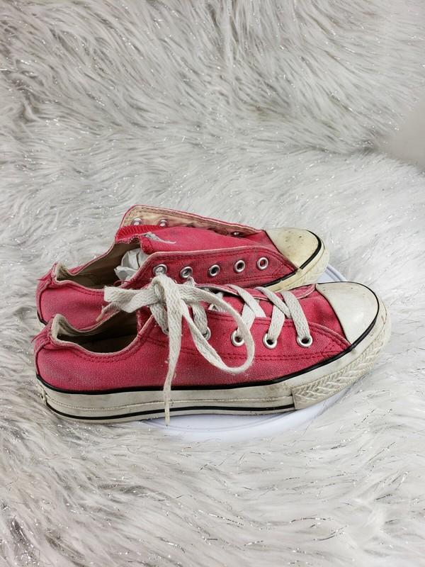 CONVERSE Youth Size 2 Hot Pink Lace Up Sneakers