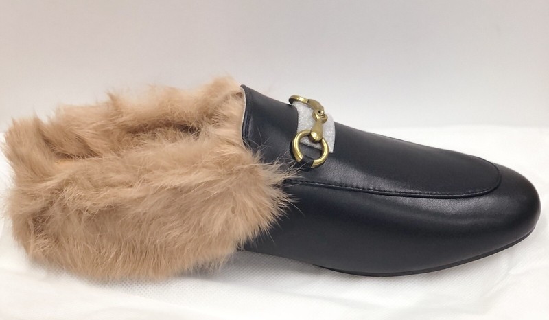 Coonek Women’s Mule Black Faux Leather Fur Lined Flat Shoes Sz 8.5 Free Shipping