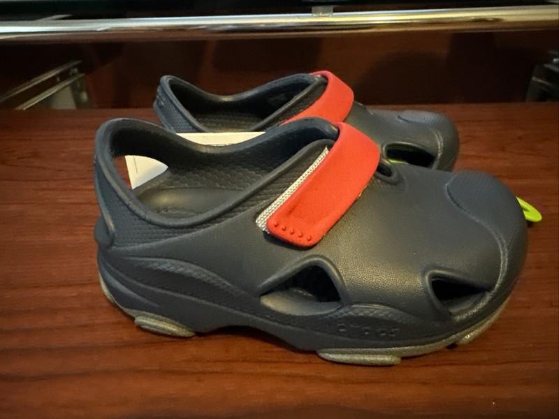 Crocs All Terrain Fisherman Clog Sandals Toddler/Baby Blue/Red (208351-4CC)