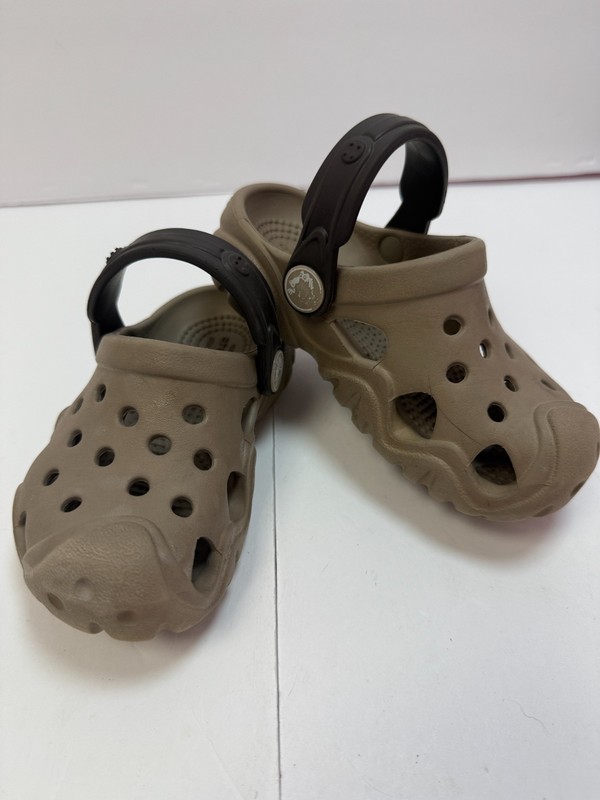 Crocs Classic Clog Taupe Brown Slip On Sandals Water Shoes kids Unisex Size 6