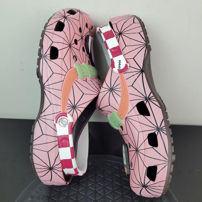 Crocs Classic Clogs Demon Slayer Espresso Shoes Pink Black Men's Sz 13