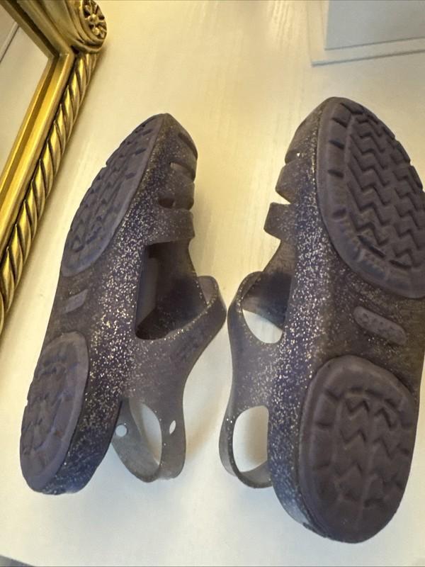Crocs Girl Blue Sandals Size 8