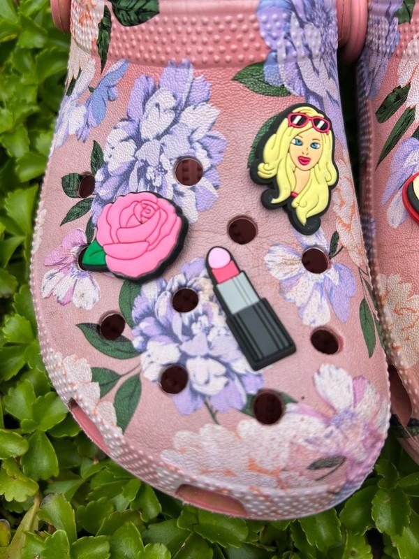 CROCS Pink EUC Floral Shoes Sweet BARBIE Buttons Women's 8