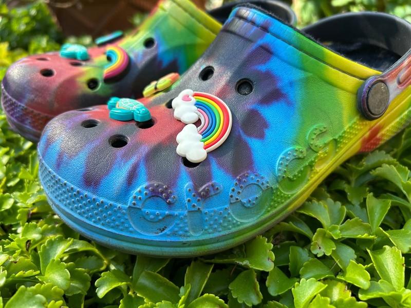 CROCS Purple Lined EUC Shoes Rainbow Turtle Butterfly Buttons Size J-3