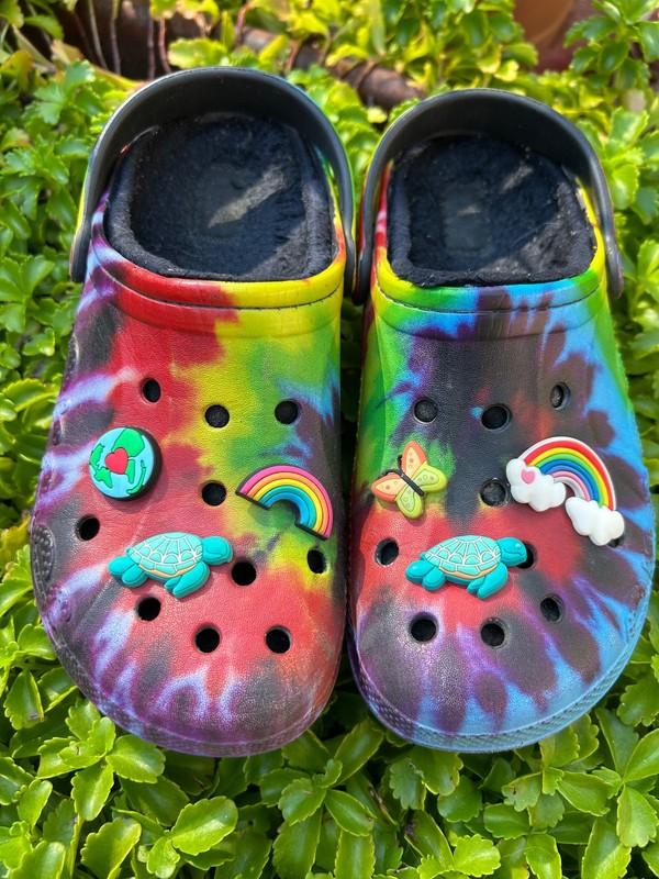 CROCS Purple Lined EUC Shoes Rainbow Turtle Butterfly Buttons Size J-3