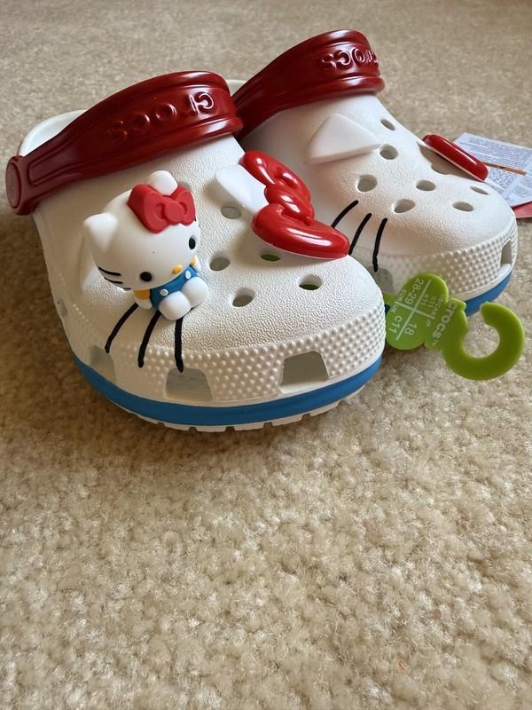 Crocs Unisex Adult Classic Hello Kitty White Size from C8 -J3 Crocs Unisex Adult Classic Hello Kitty White Size from C8 -J3