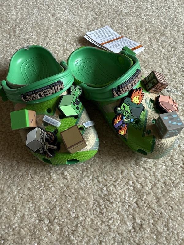 Crocs X Minecraft Classic Clog Big Kids Size C12