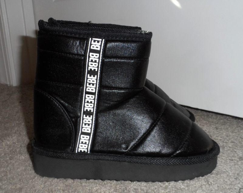 Cute Bebe girls size 2 black puffer logo boots booties lined NWT
