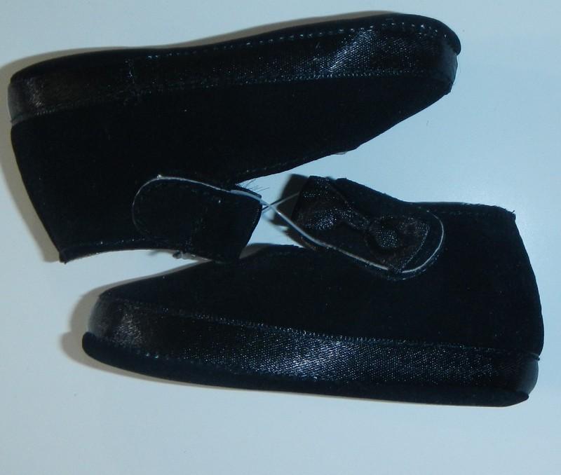 Darling Baby Shoes Black Velvet W/ Hook & Loop Closure & Satin Bow Infant Size 1