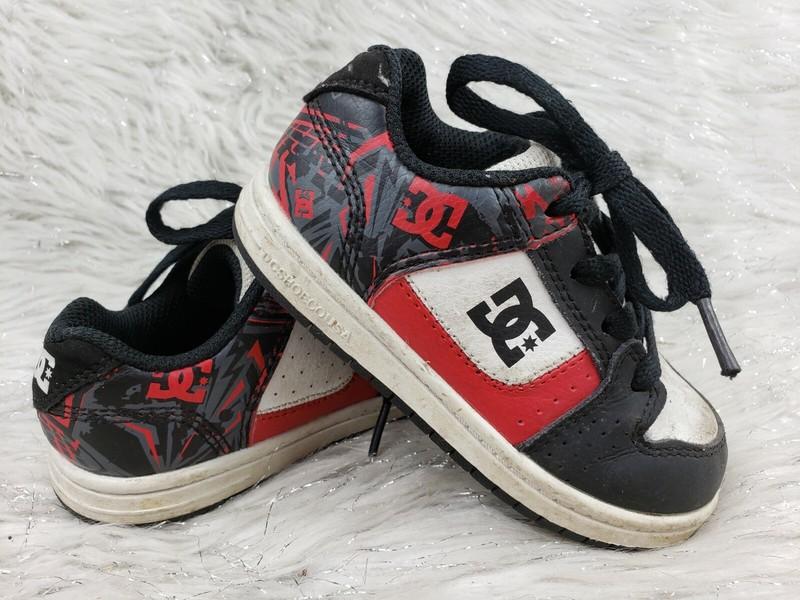 DC SHOES Toddlers Size 8 Nation SE Black Red White Sneakers