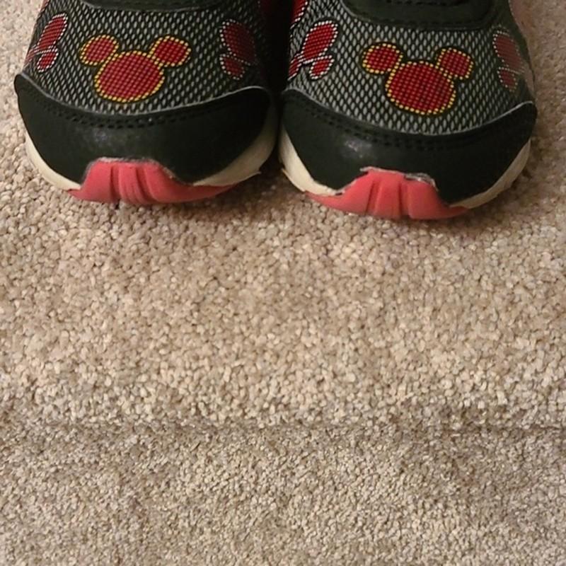 Disney Jr Mickey Kids No Tie Sneakers Size 10