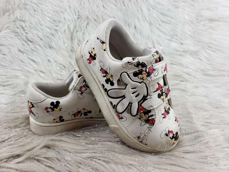 DISNEY Junior Mickey Mouse Easy On Sneakers Kids Size 9