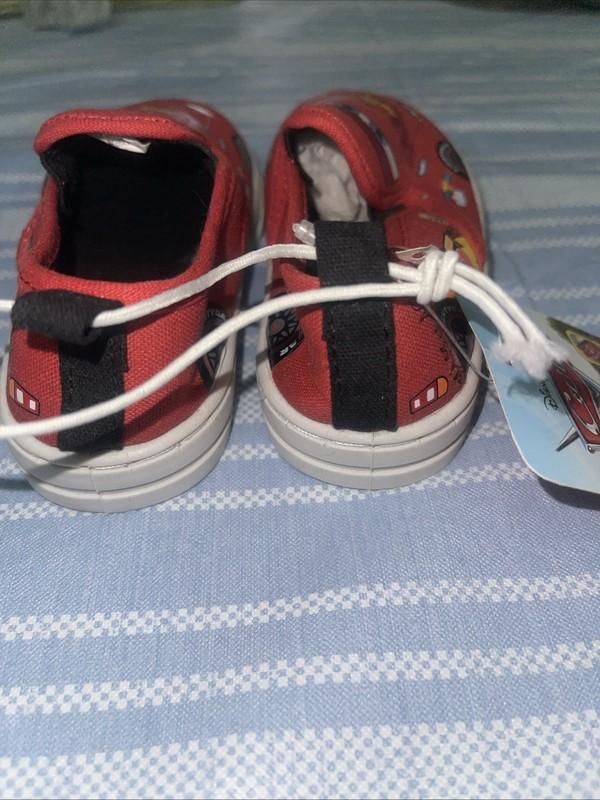 Disney Pixar Cars Lightning McQueen Canvas Slip On Shoes Piston Cup Youth Sz 8