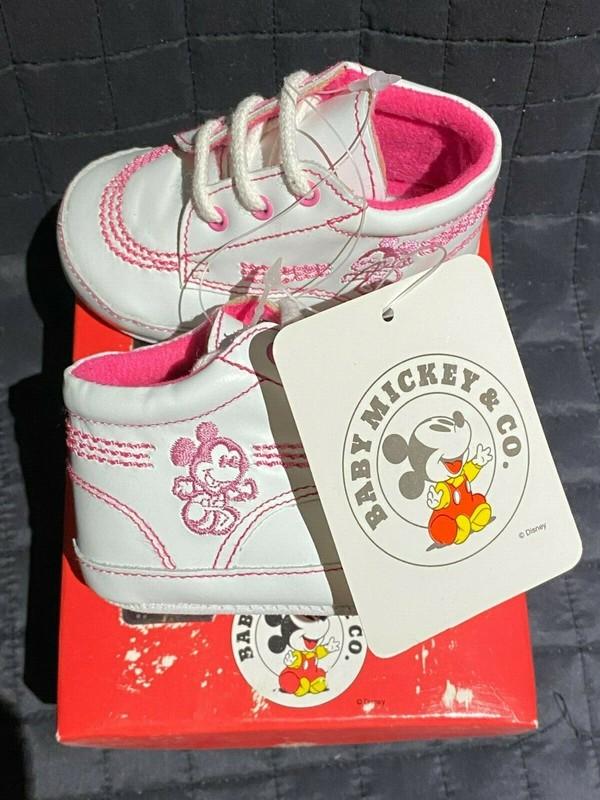 Disney’s Baby Mickey Mouse - Shoe White Pink Bashfuli 2M + Embroidered Mittens