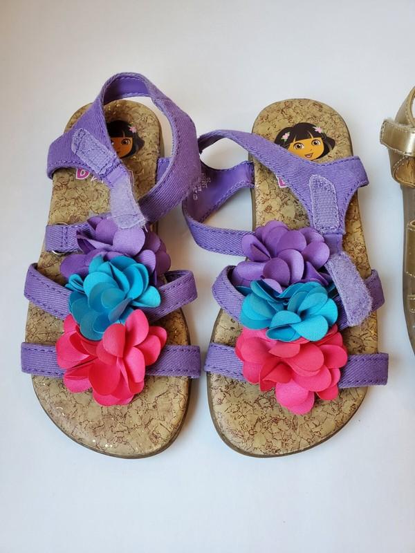 Dora the Explorer Toddler girls Cork Blue Pink Purple 8.5 Sandals