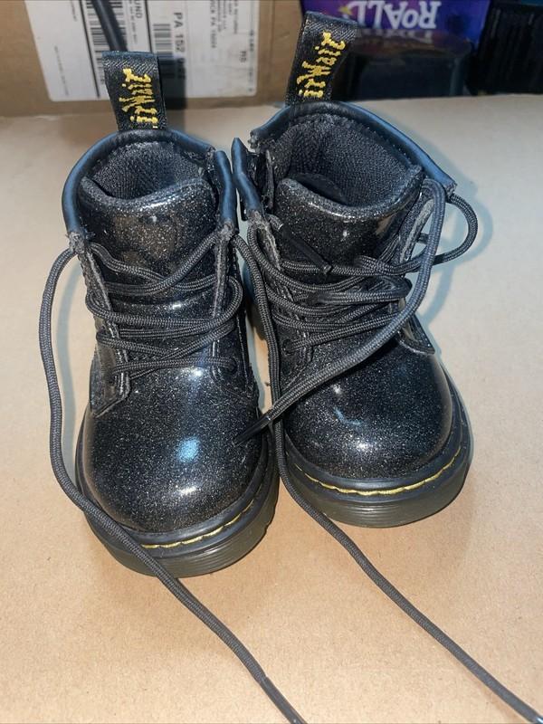 Dr Martens 1460 Toddler Youth Sz 4 Shoes Black Patent Leather Combat Boots Zip